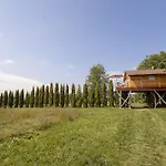 بيت للعطل Ptaci
