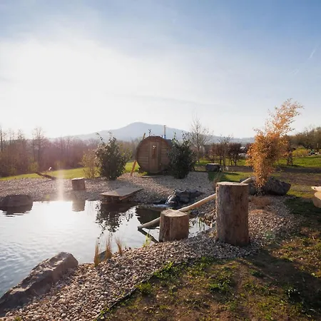 Ptaci בית נופש *